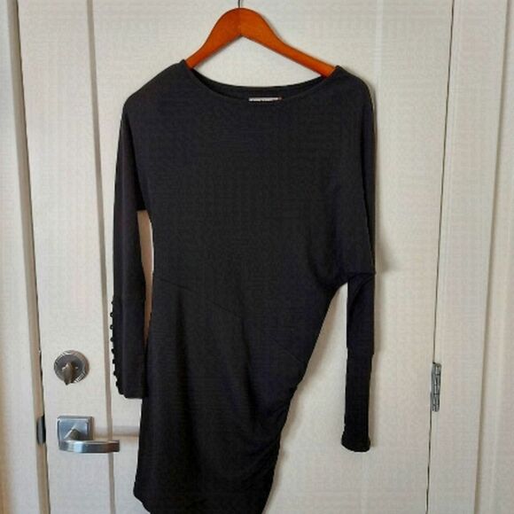 LOST & Found Dress - Picture 1 of 9